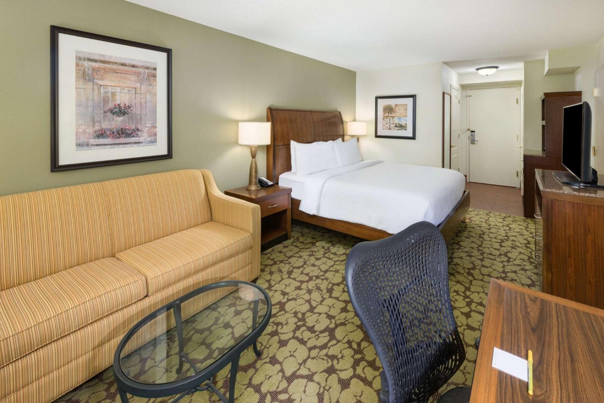 Hilton Garden Inn Atlanta North/Алфарета Екстериор снимка