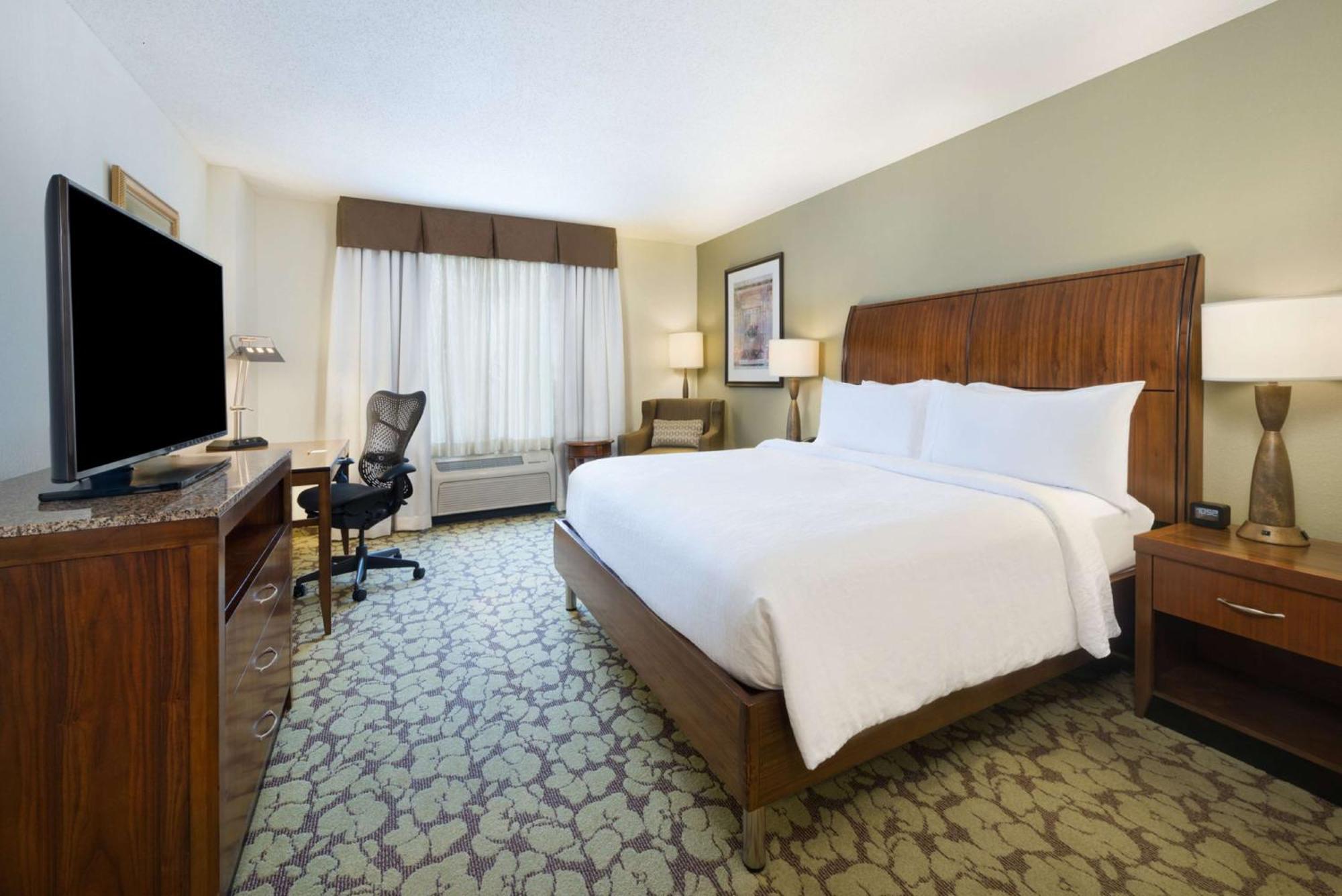 Hilton Garden Inn Atlanta North/Алфарета Екстериор снимка