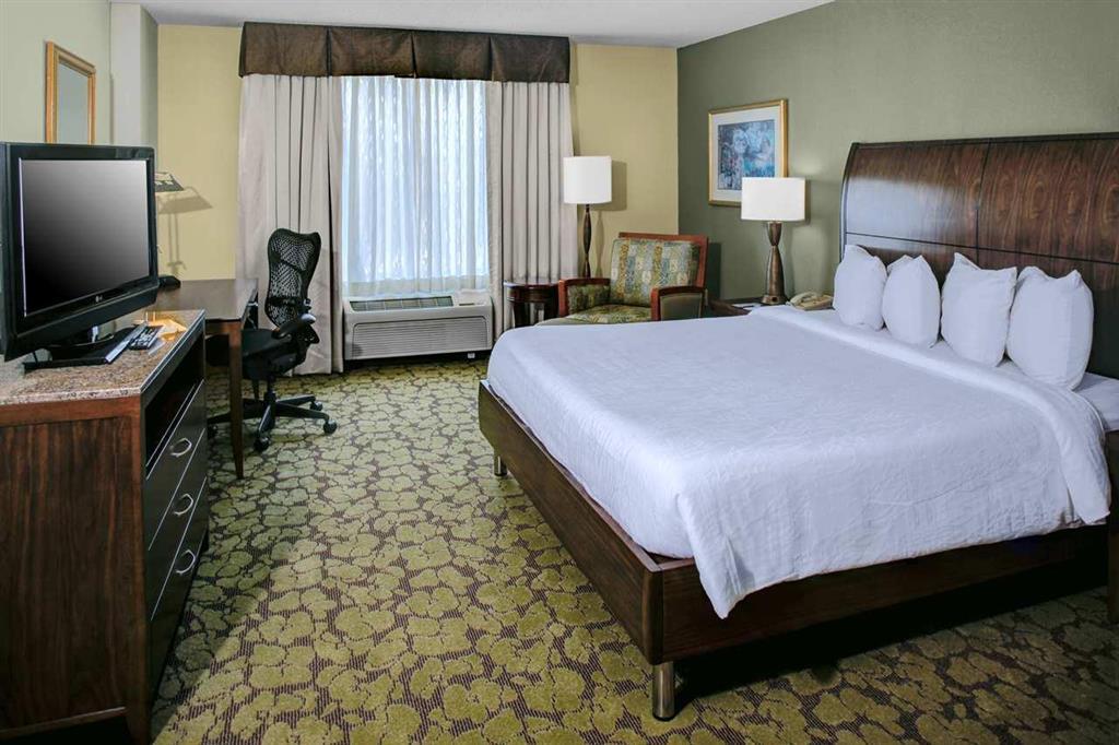 Hilton Garden Inn Atlanta North/Алфарета Стая снимка
